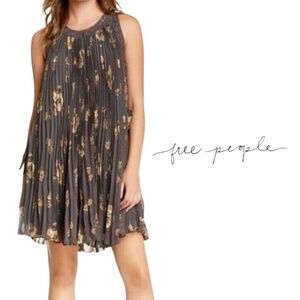 Free People Pleated Floral Grey Tent Mini Dress Lace High Neck - Size XS